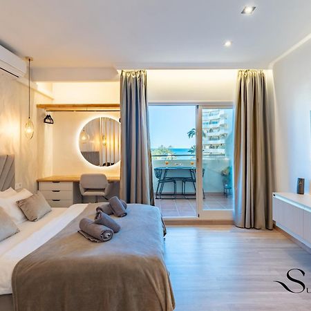 Seaview Beachfront Studio With Aqua Park & Balcony Benalmadena Luaran gambar