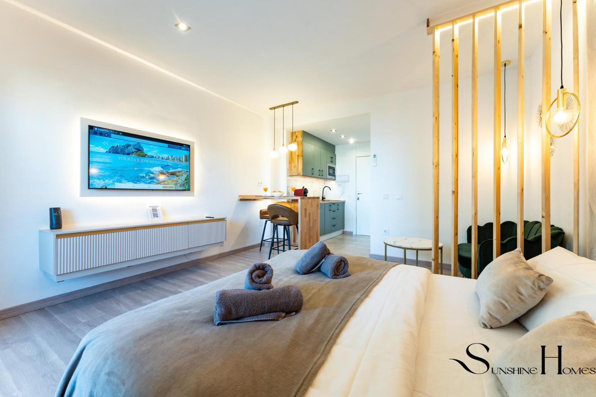 Seaview Beachfront Studio With Aqua Park & Balcony Benalmadena Luaran gambar