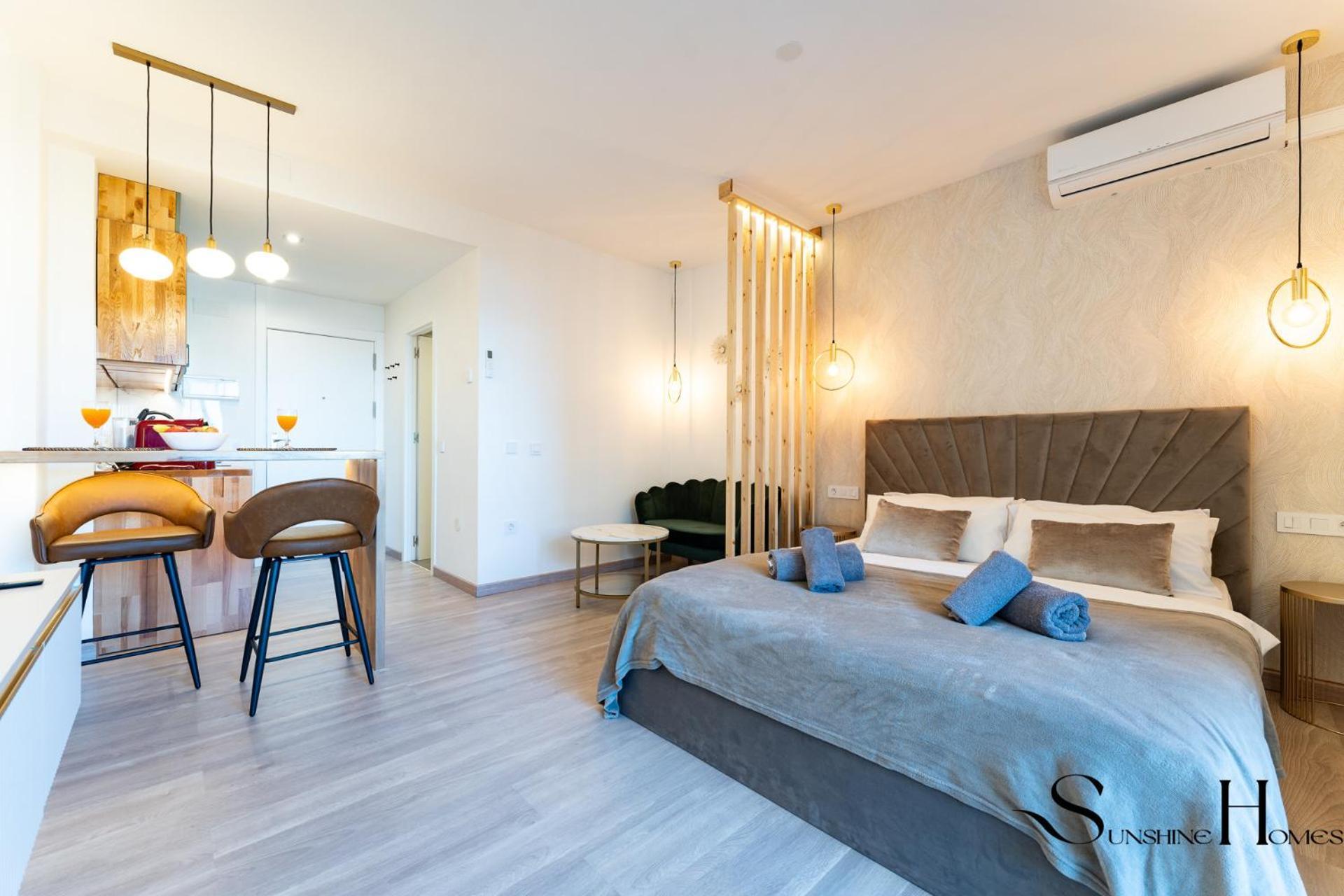Seaview Beachfront Studio With Aqua Park & Balcony Benalmadena Luaran gambar