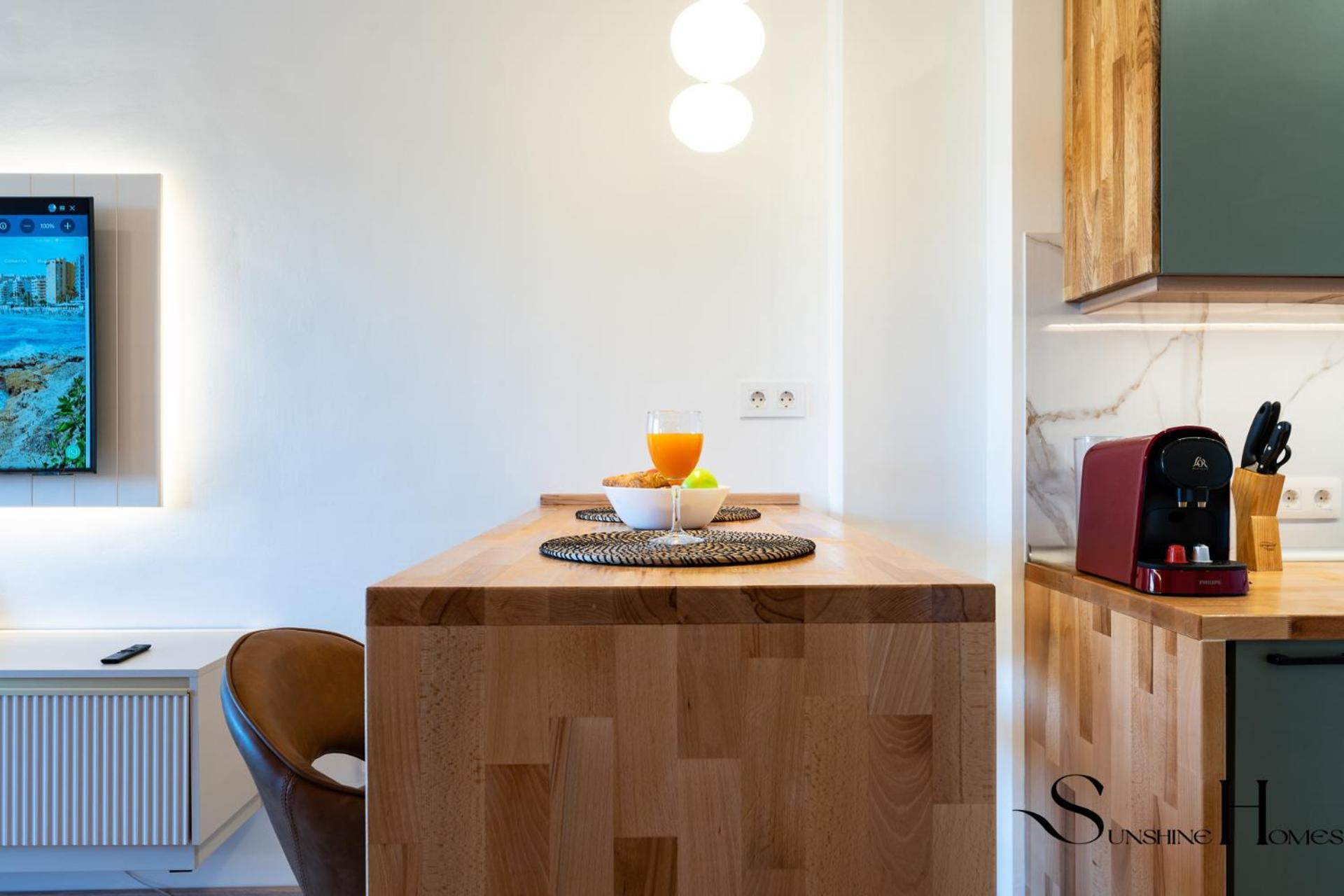 Seaview Beachfront Studio With Aqua Park & Balcony Benalmadena Luaran gambar